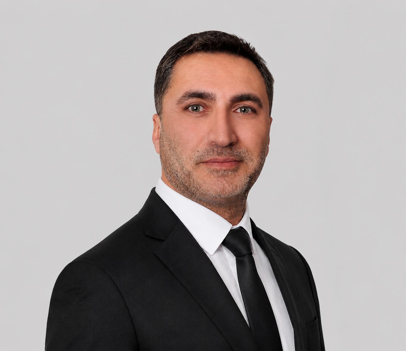 Suat Dikmen